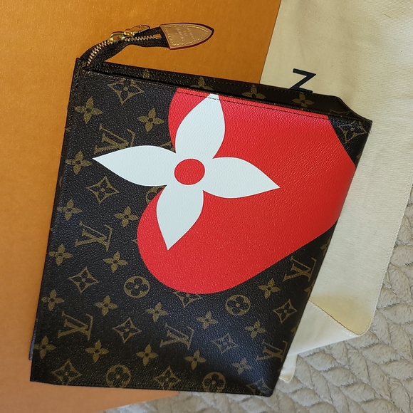 Louis Vuitton Game On Toiletry 26 Bag XL Coated Canvas Monogram Limited Edition - Picture 12 of 15